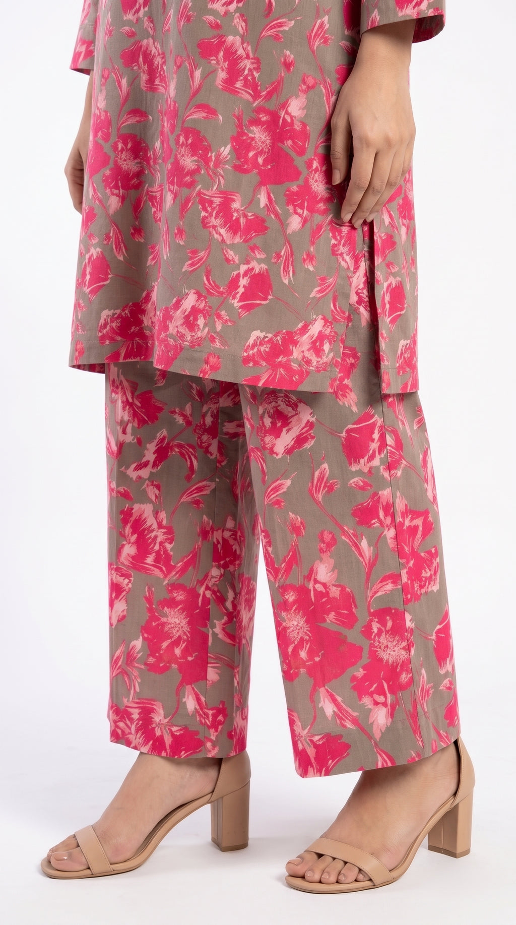 Pink Floral Printed 2 Piece Suit for Women .