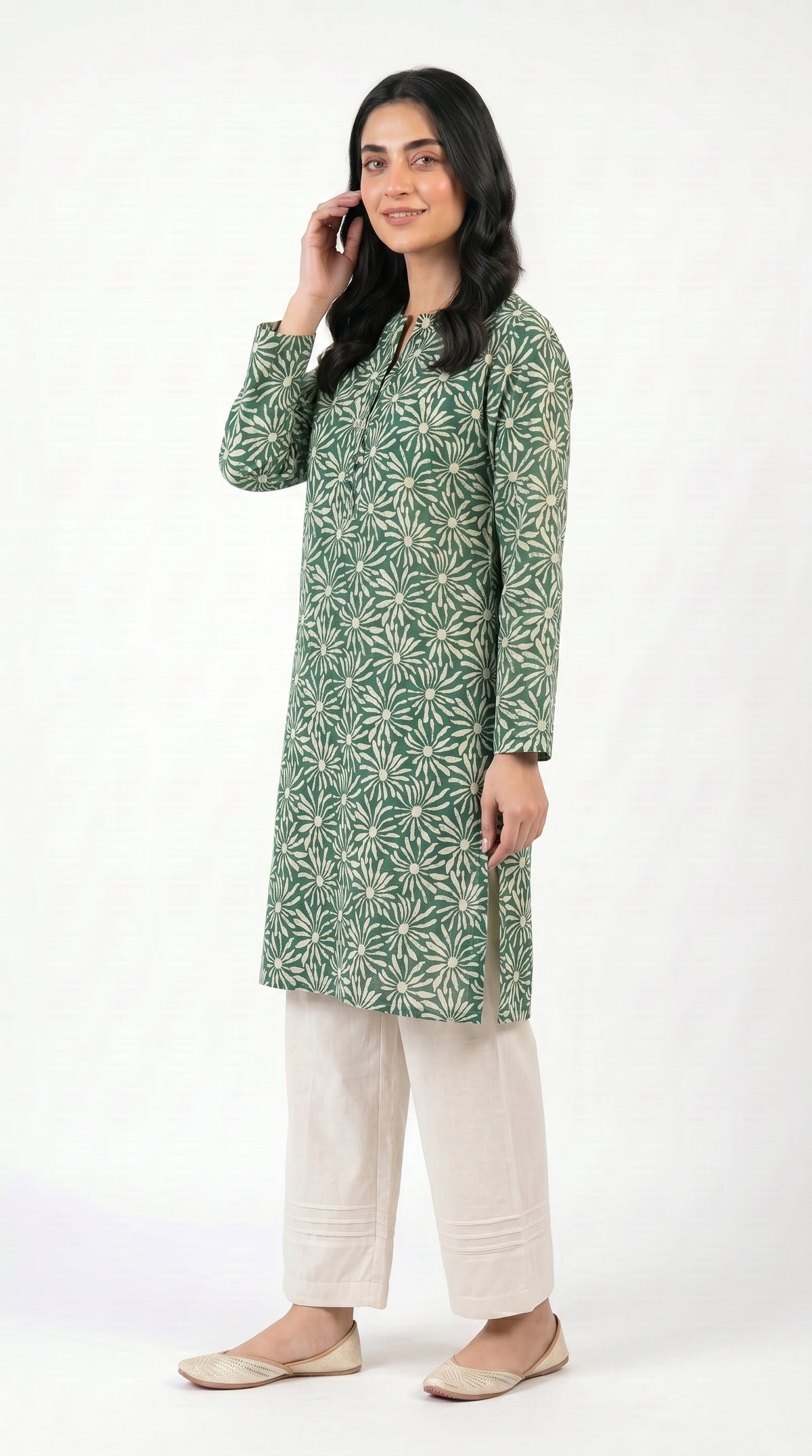 Emerald Daisy Print Kurta Trouser Set for Women